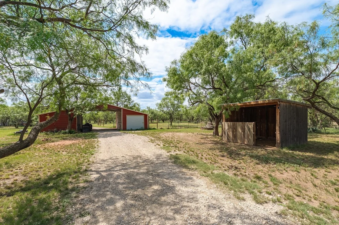 Photo of 7144 County Road 487