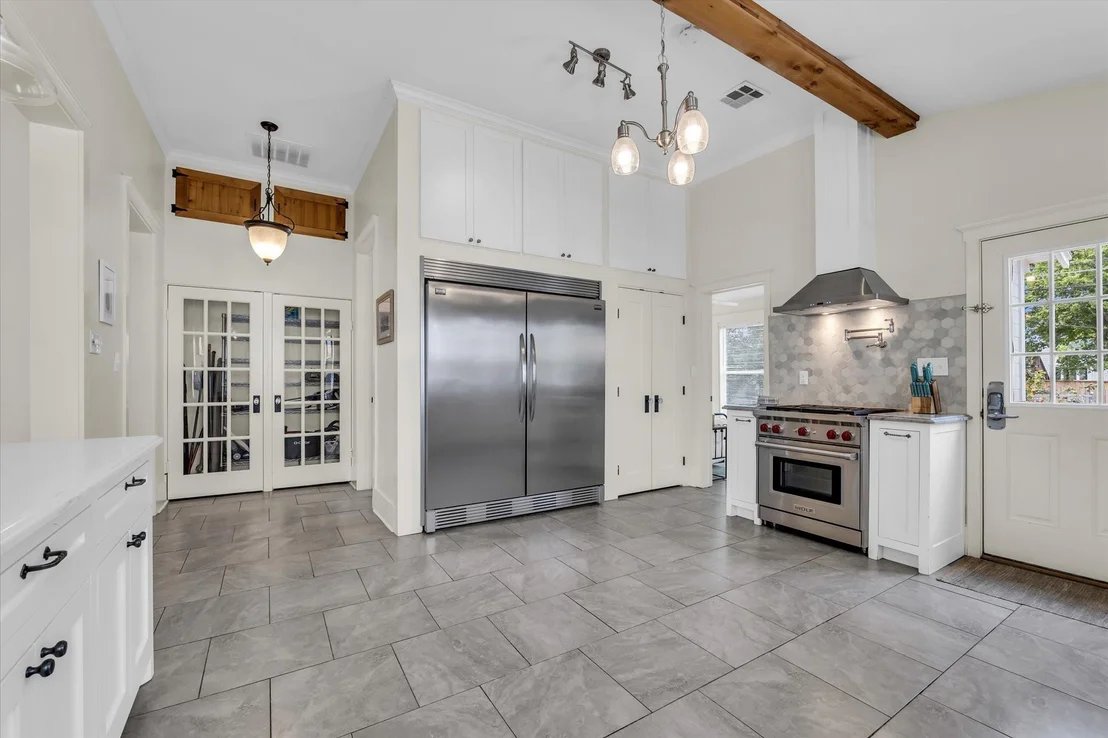 Photo of 2811 Washington Avenue