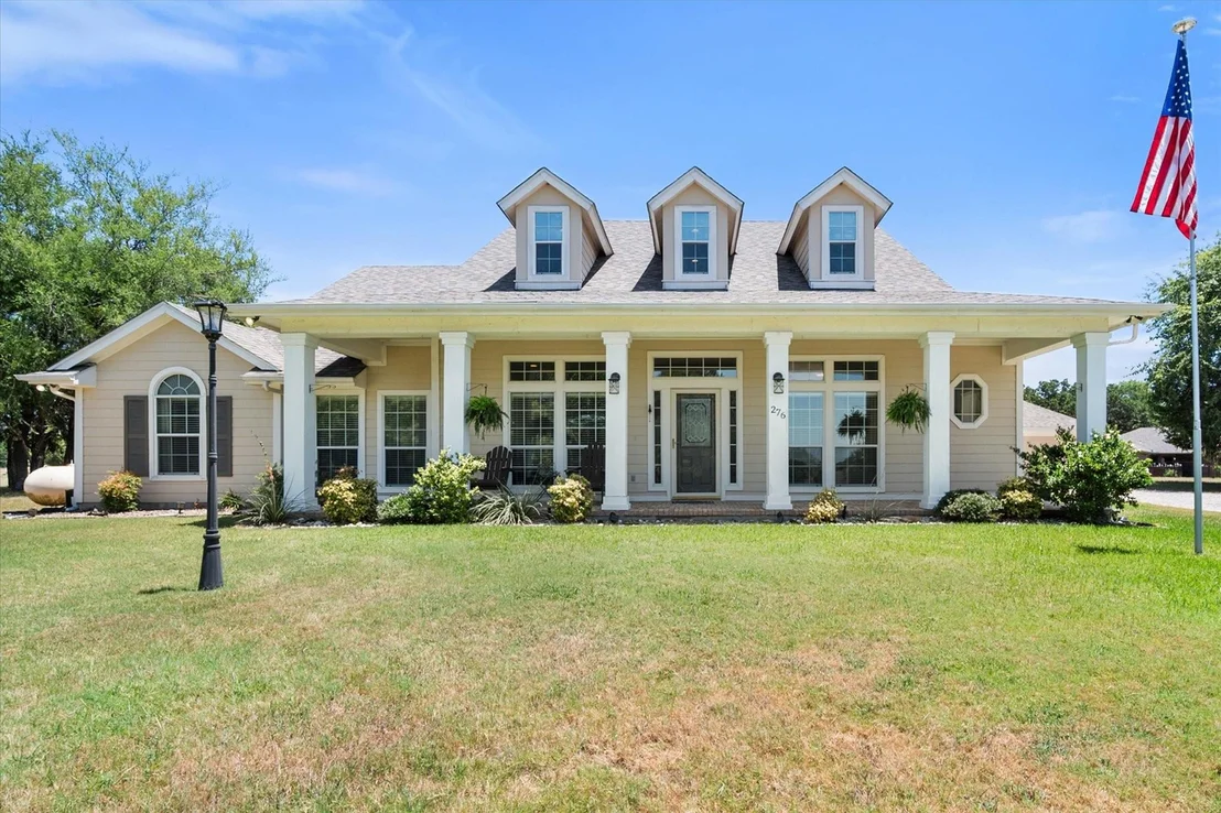 Photo of 276 Jackson Circle