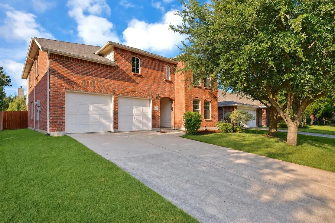 Photo of 3201 Hoover Drive