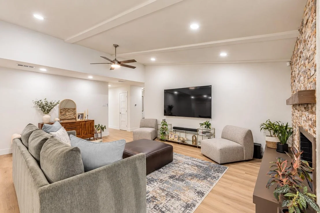 Photo of 8501 Van Pelt Drive