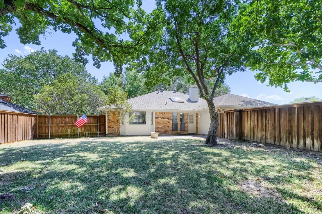 Photo of 734 Swallow Drive