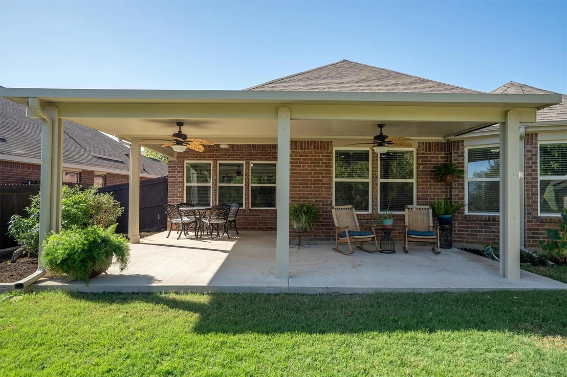 Photo of 6424 Roaring Creek