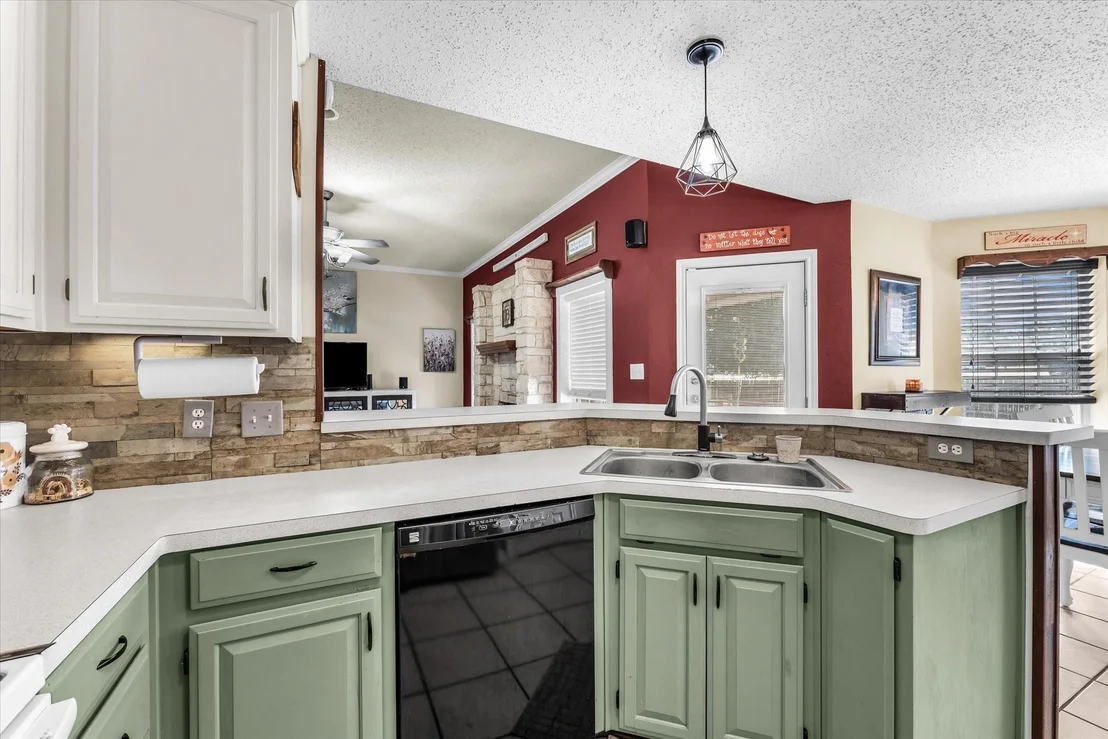 Photo of 104 Topaz Circle
