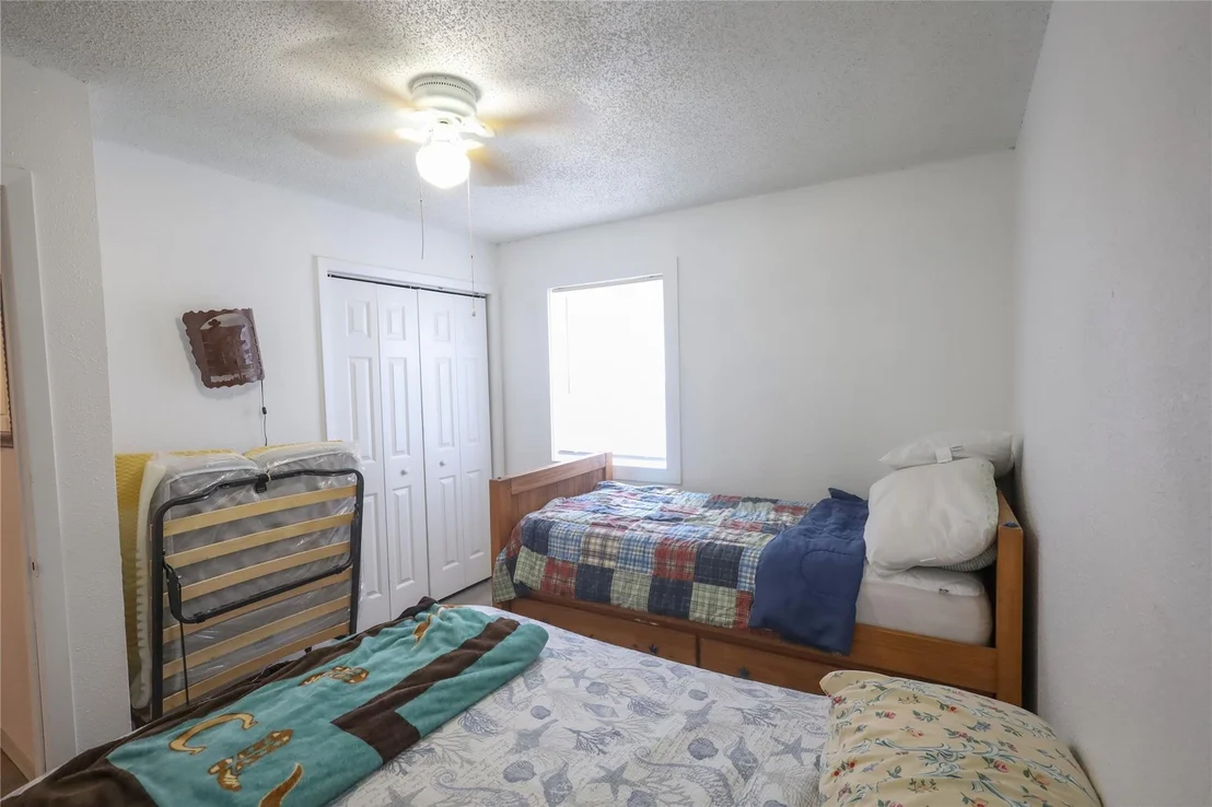 Photo of 4240 CHEYENNE DR