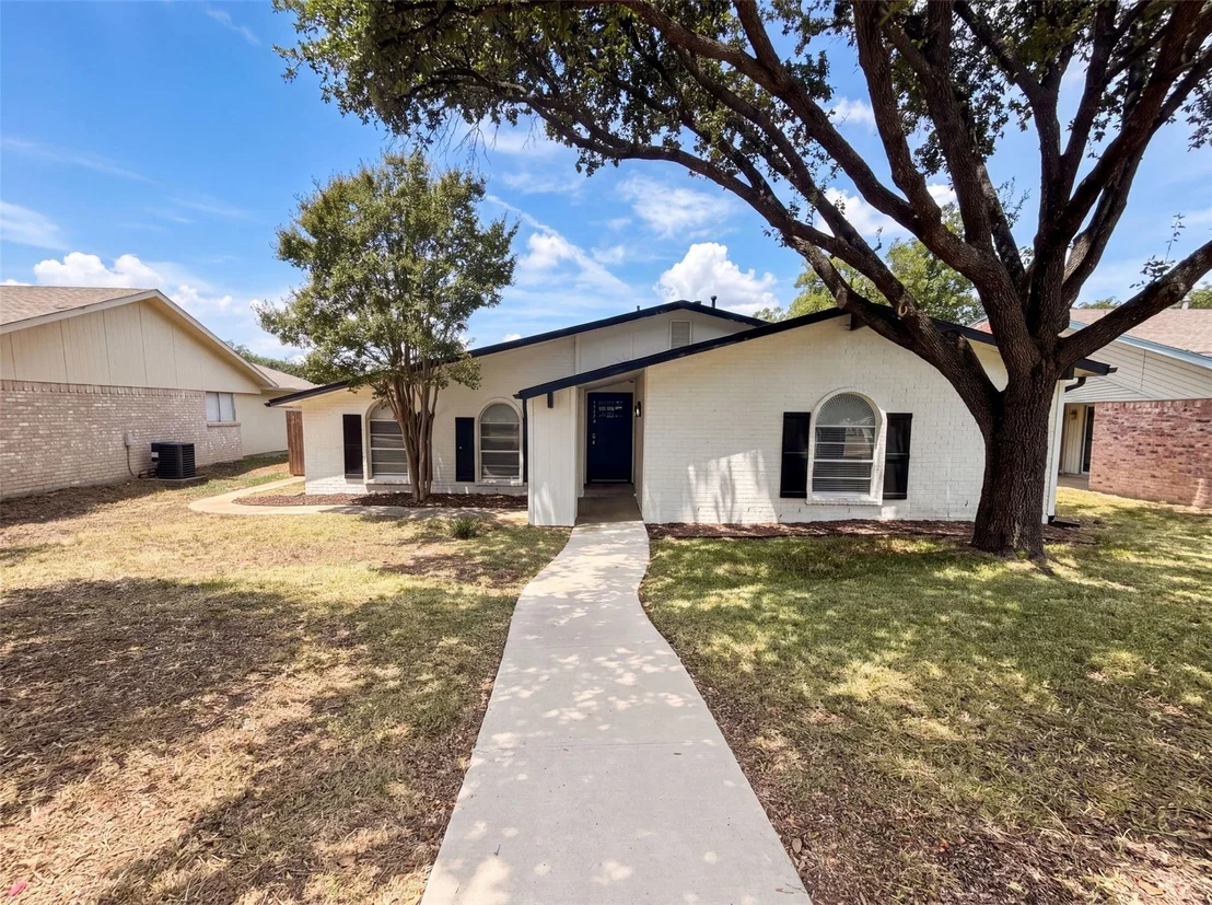 Photo of 3111 Windsor Road