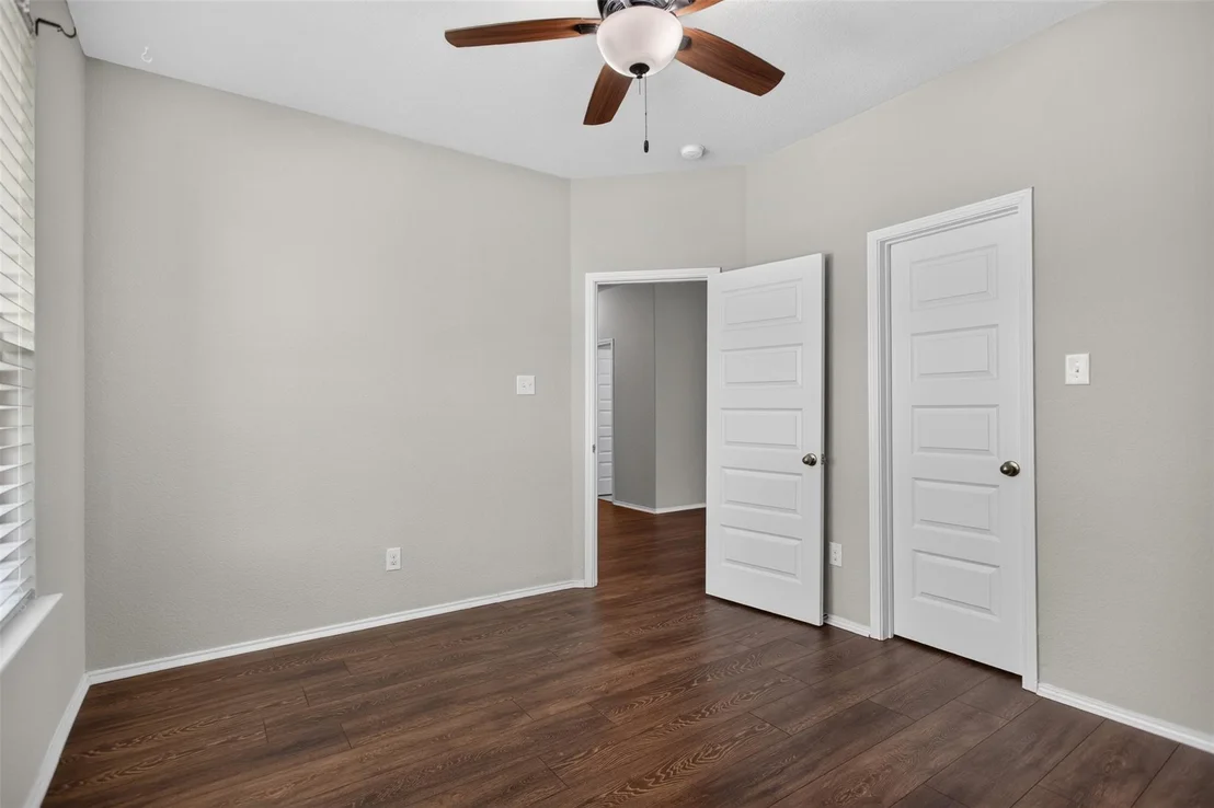 Photo of 2143 Mossbrook Drive