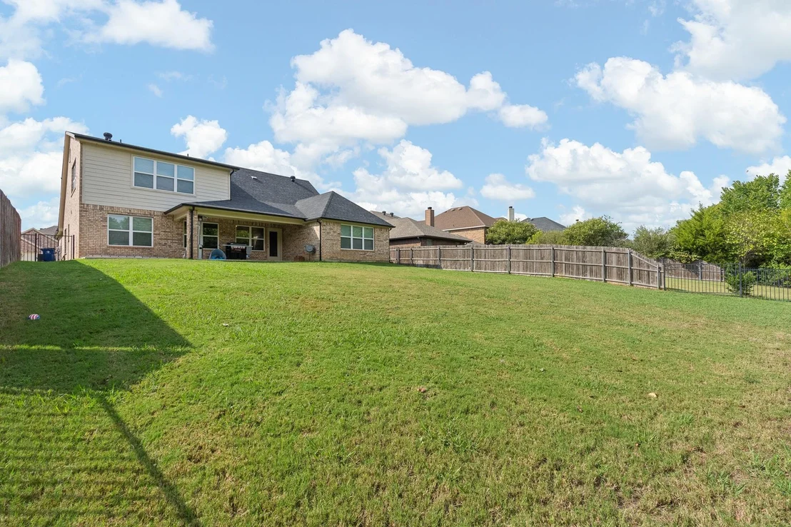 Photo of 3137 Shoreline Drive