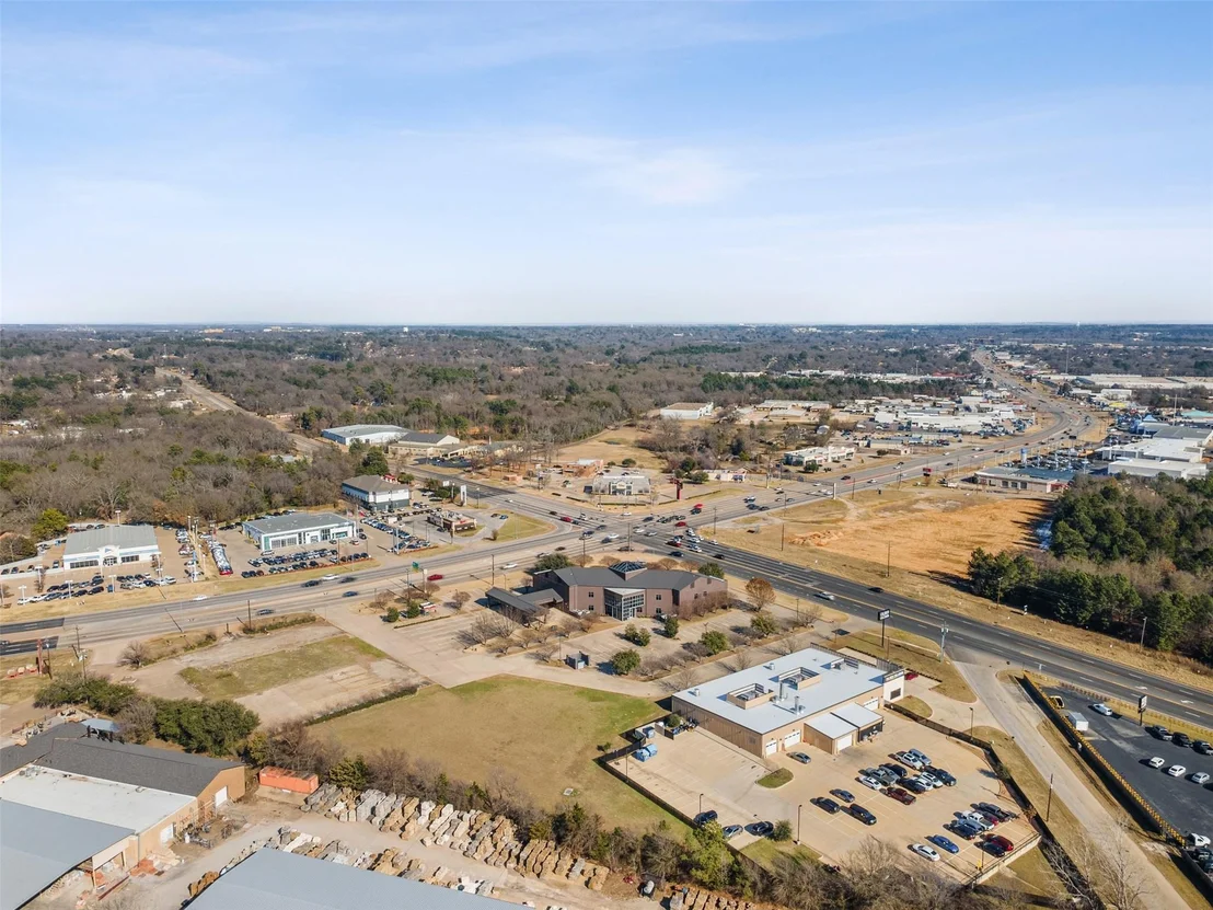Photo of 3909 S Southwest Loop 323