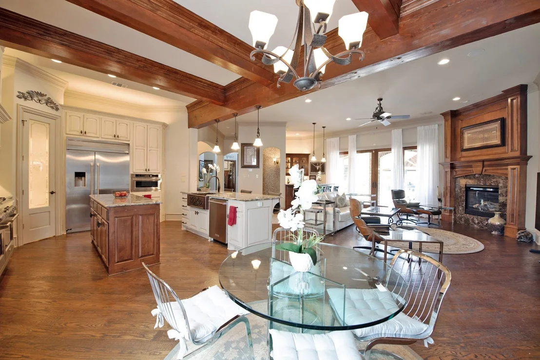 Photo of 100 Manor Drive
