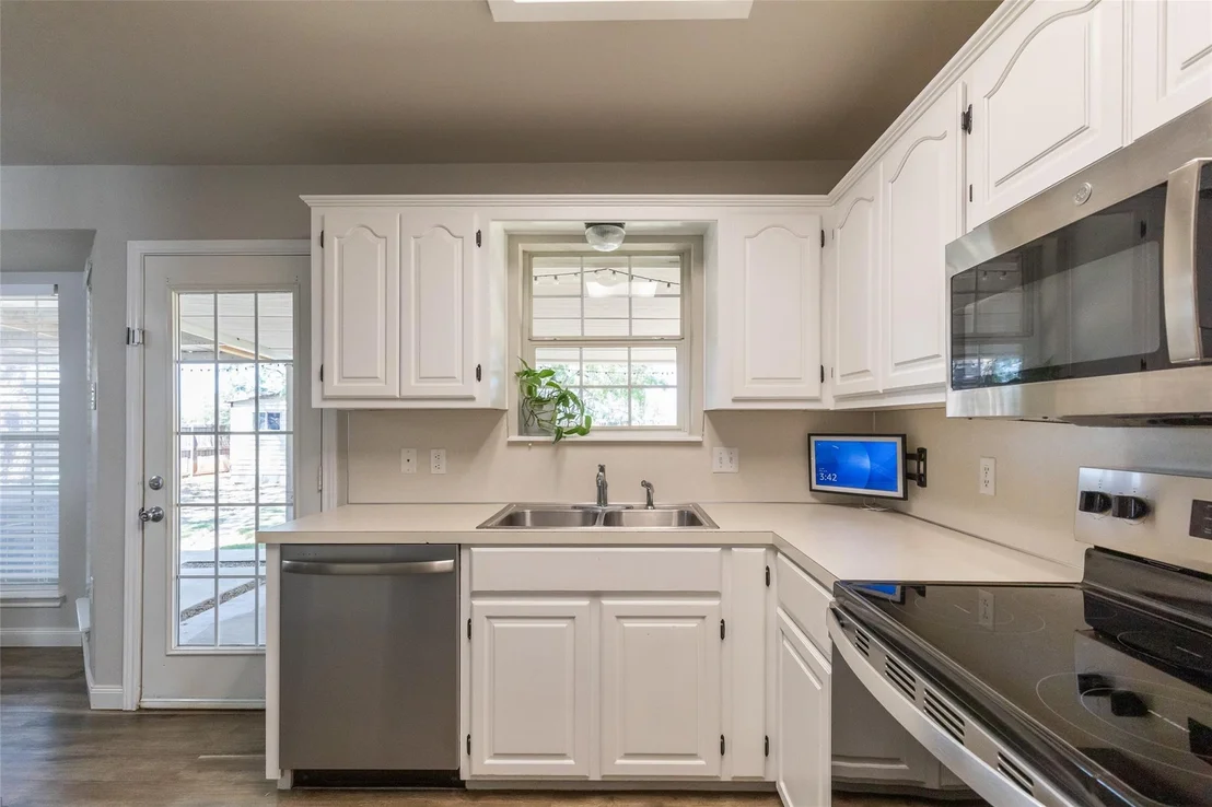 Photo of 1009 Parsons Road