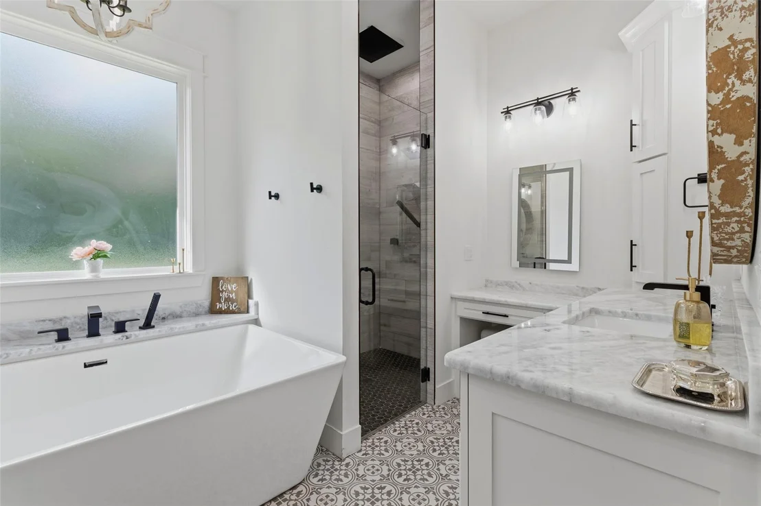 Photo of 317 Private Road 4351