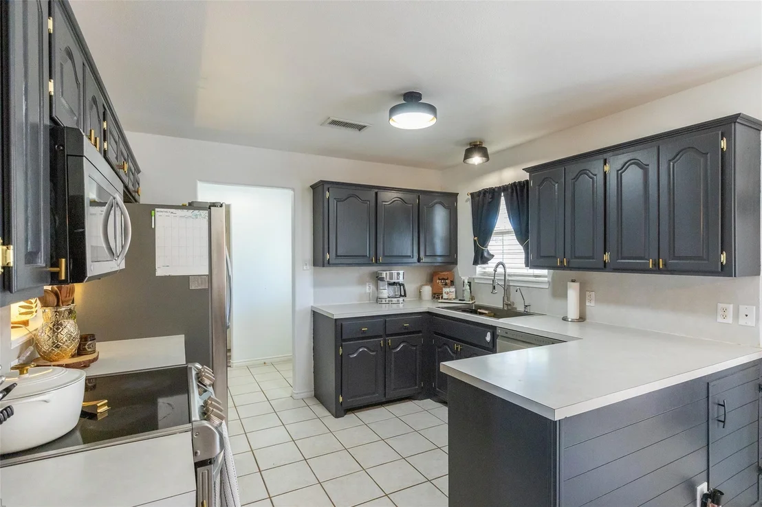 Photo of 4450 Cole Drive