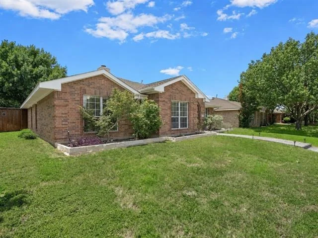 Photo of 204 Arbor Ridge Drive