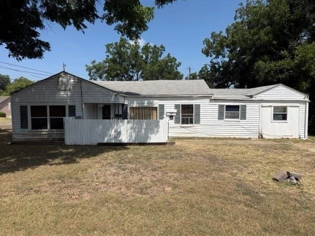 Photo of 3815 Beverly Drive