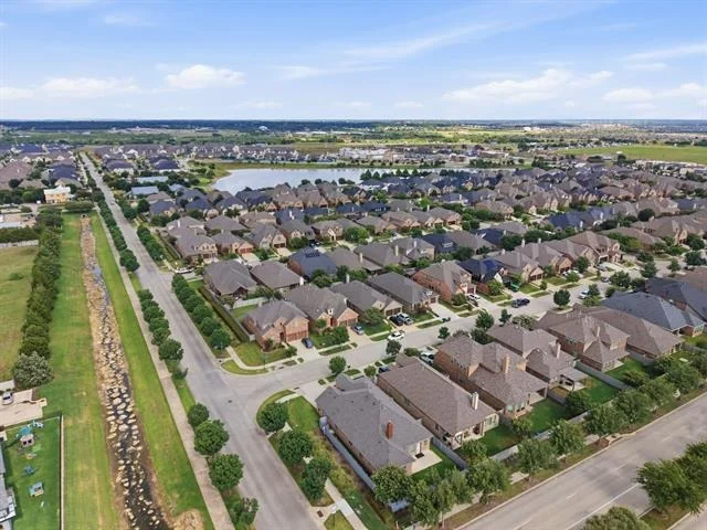Photo of 221 Sunrise