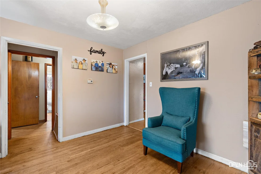 Photo of 1593 Irvin Road