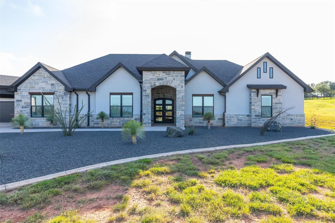 Photo of 8250 Drovers Lane