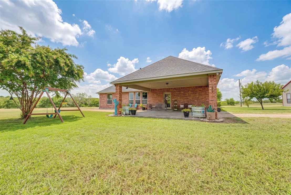 Photo of 1155 Boase Way