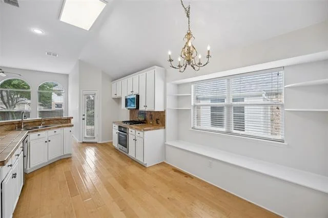 Photo of 2037 Saint Ives Drive