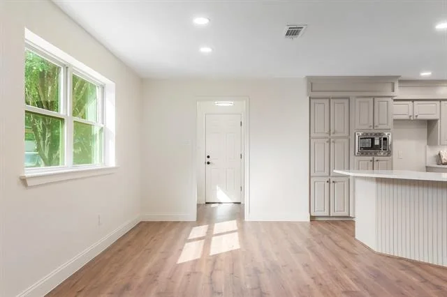 Photo of 2212 Mountainview Drive