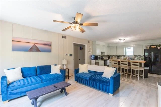 Photo of 481 North Shore Drive