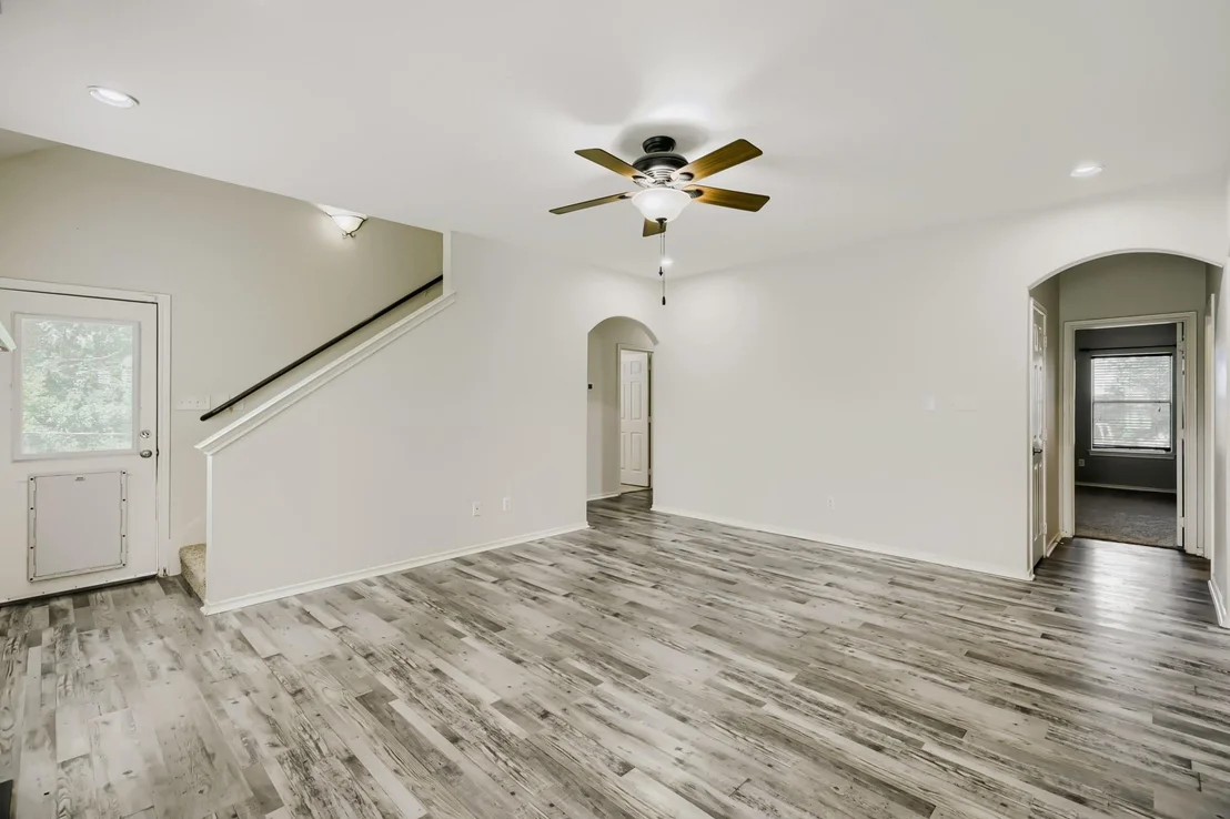 Photo of 131 Avalon Drive