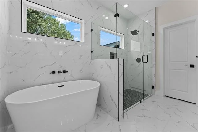 Photo of 3825 Williamsburg Drive