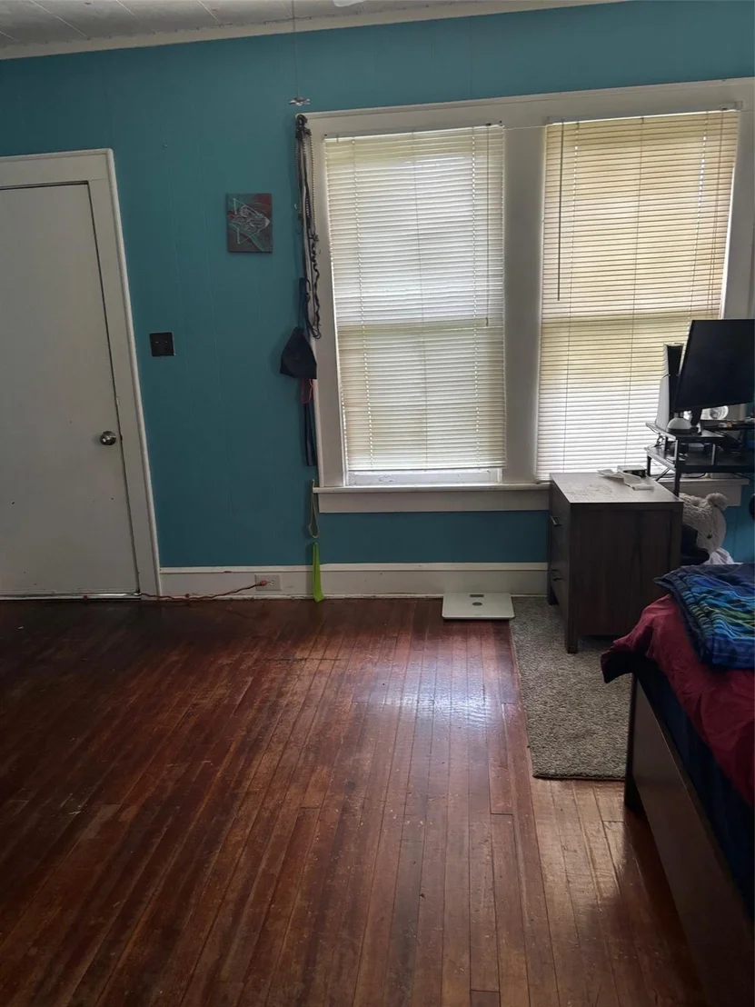 Photo of 1528 McFerrin