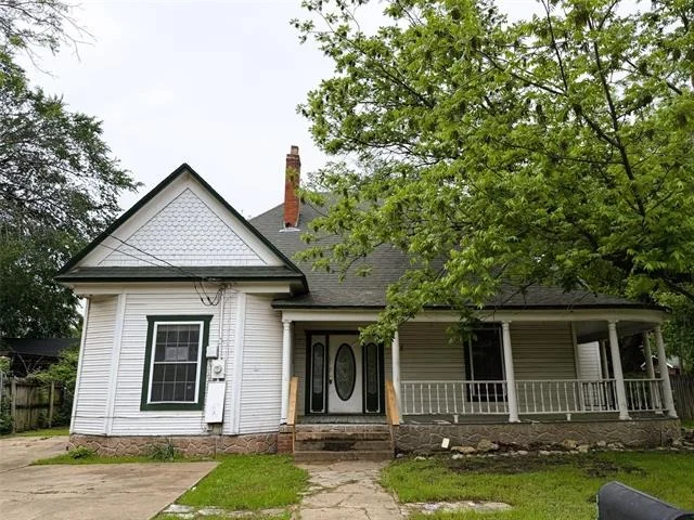 Photo of 215 Heath Street