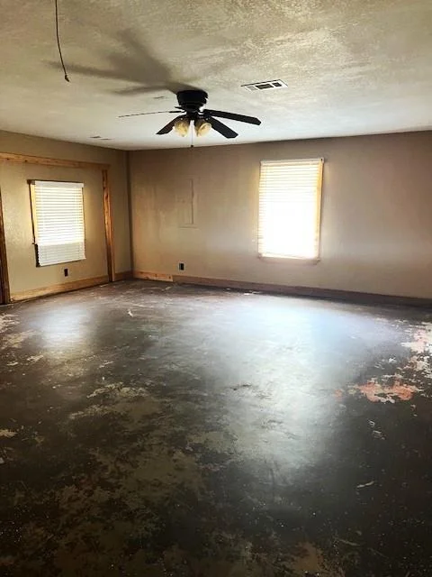 Photo of 8006 State Highway 34