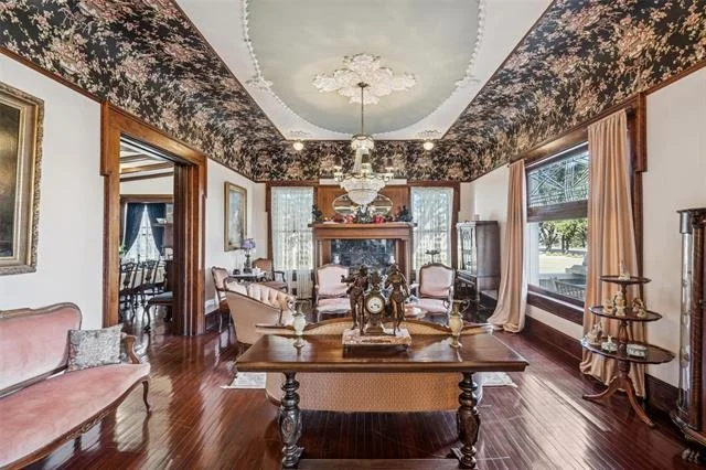 Photo of 705 Griffith Avenue