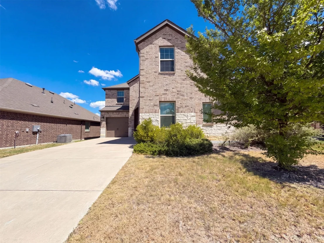 Photo of 2929 Log Cabin Drive