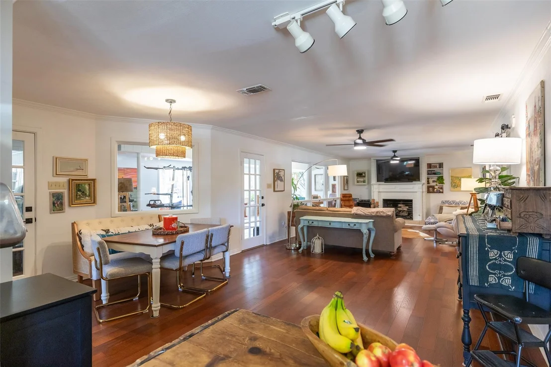 Photo of 1801 Sylvan Drive