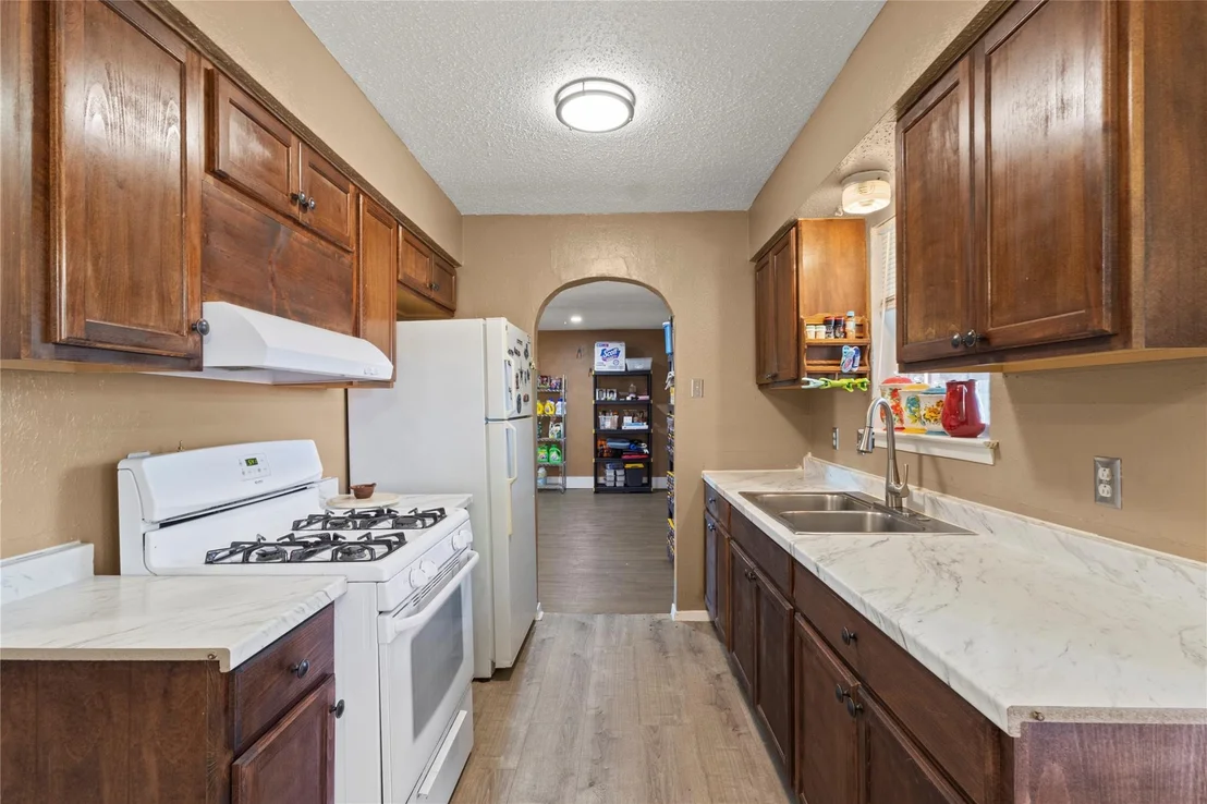 Photo of 1646 Savage Drive