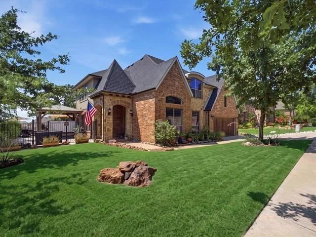 Photo of 4956 Exposition Way