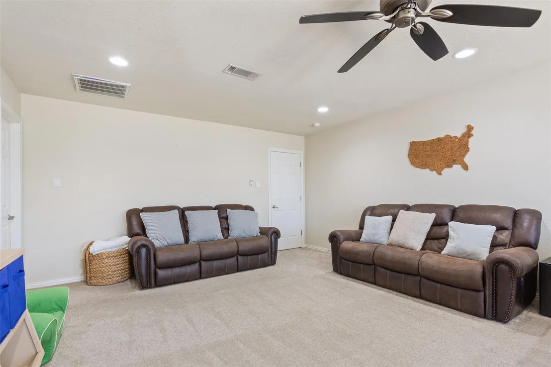 Photo of 319 Winding Creek Lane