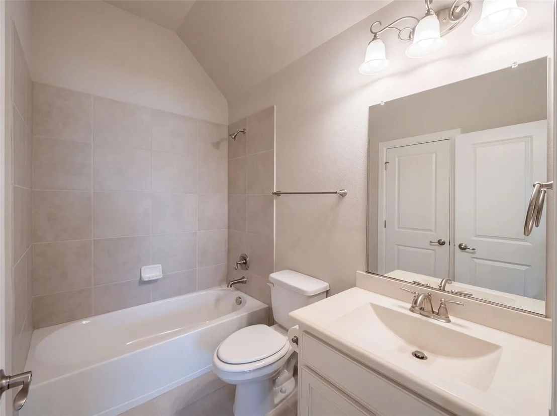 Photo of 965 Touchstone Road