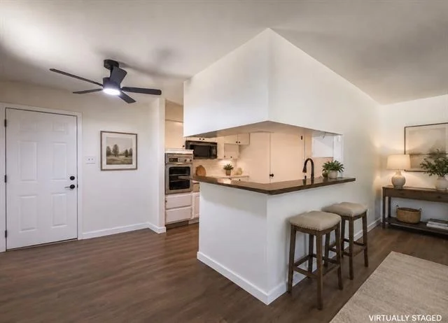Photo of 126 Post Oak Bend