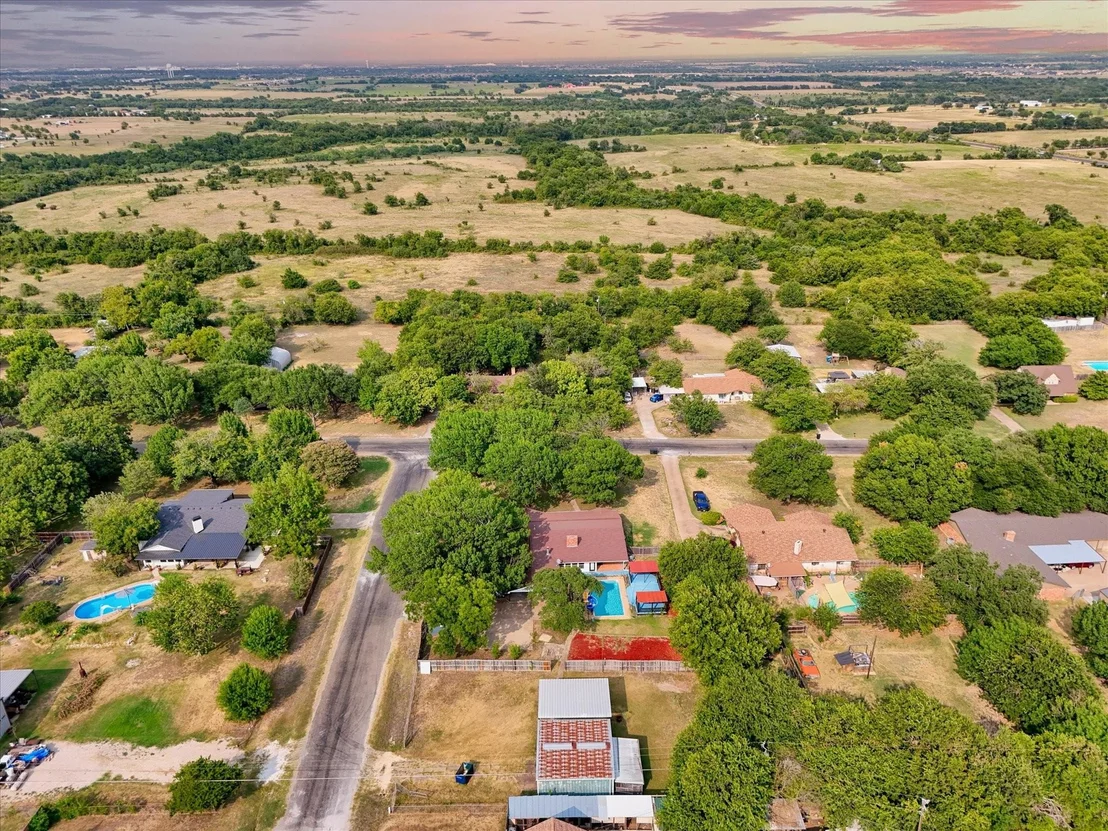 Photo of 140 Towne West Drive