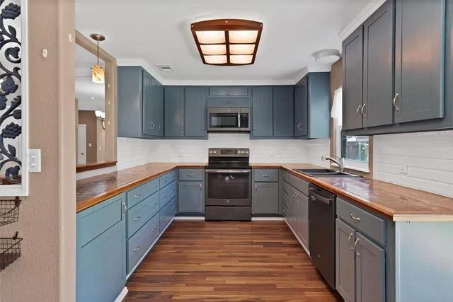 Photo of 3033 Everest Drive