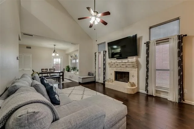 Photo of 2425 Baretta Drive