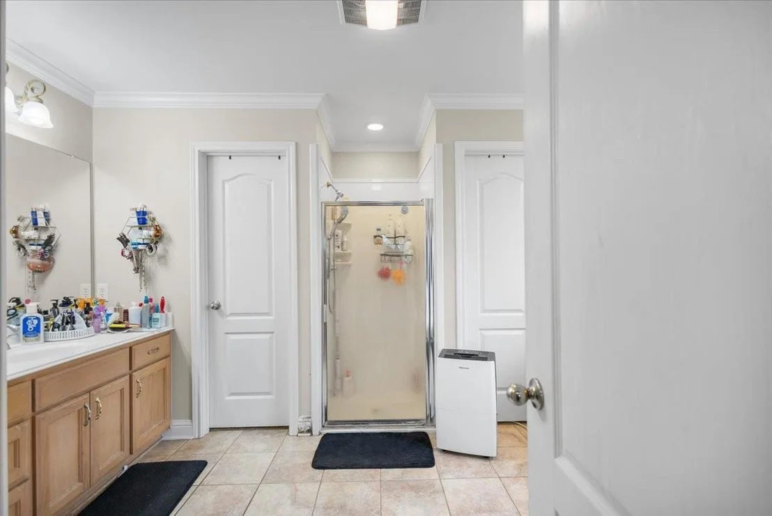 Photo of 220 Sandstone Lane