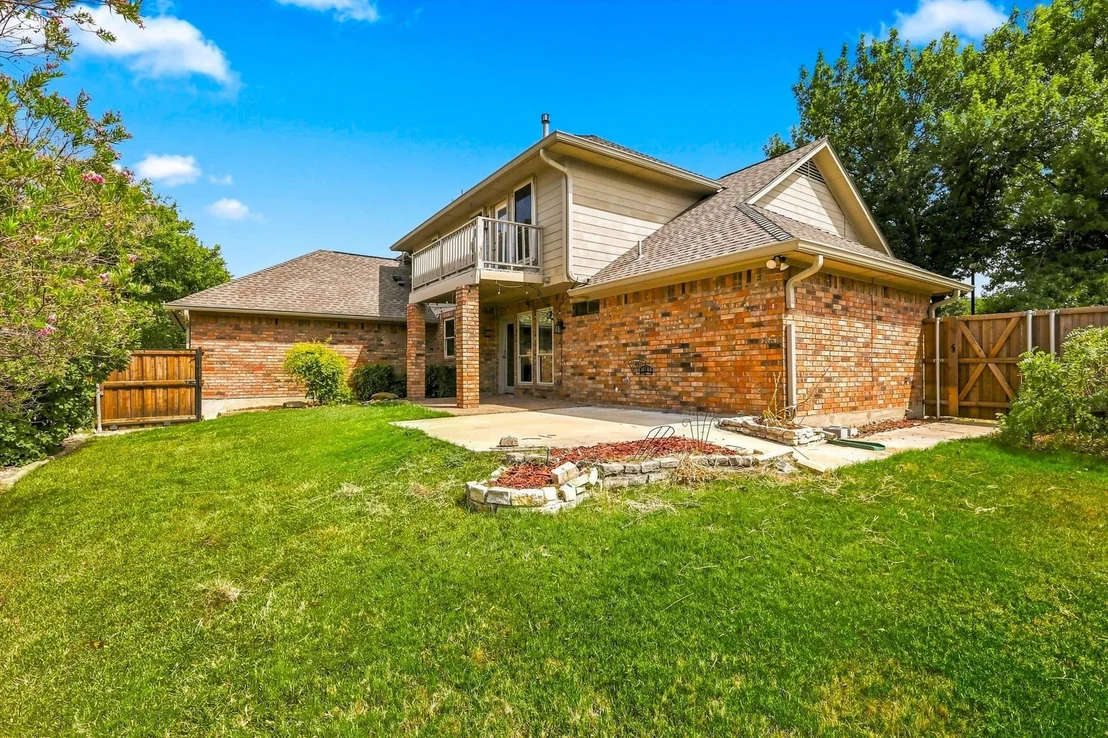Photo of 1222 Dentonshire Drive