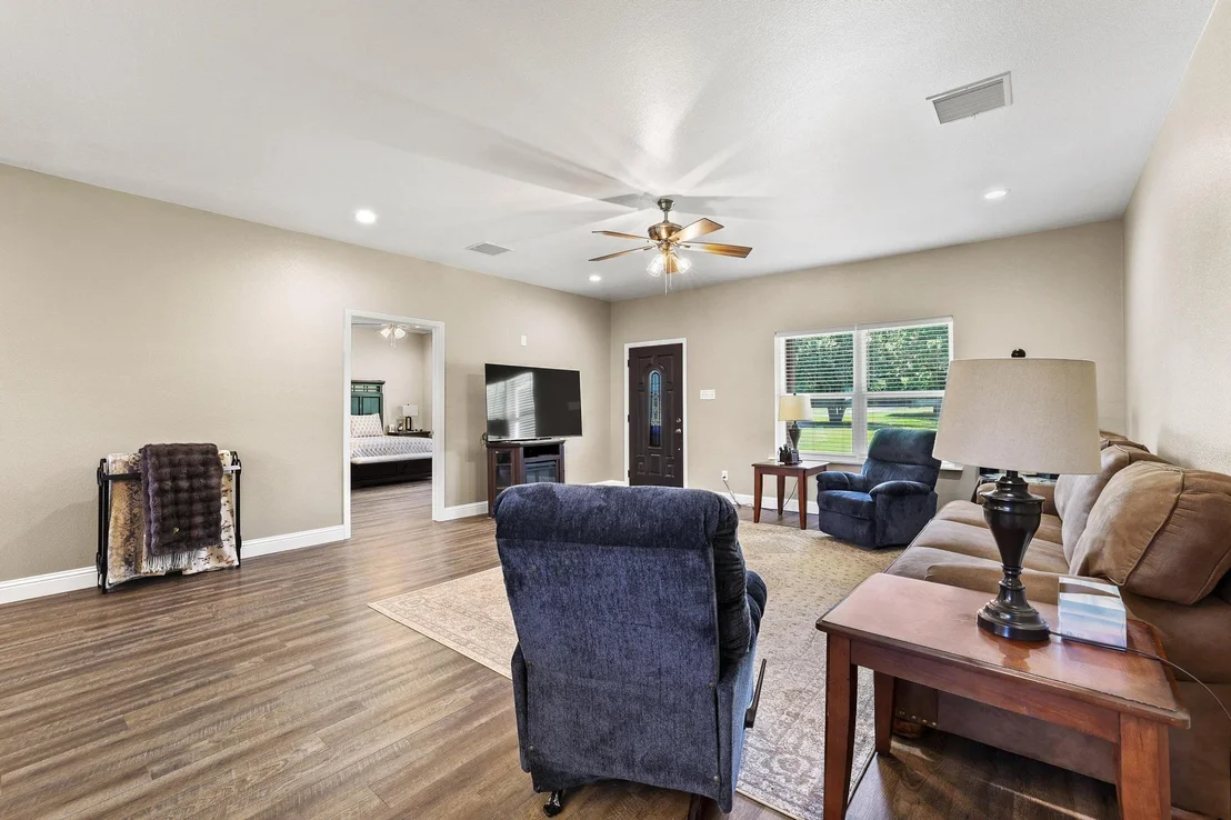 Photo of 2658 Oak Ridge Road