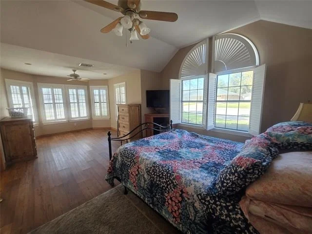 Photo of 1404 Roanoake Drive