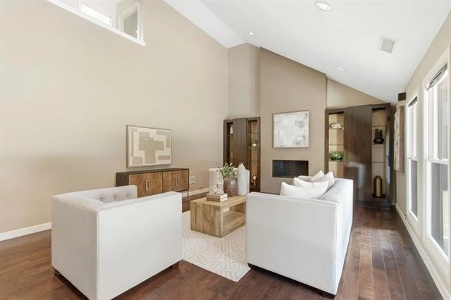Photo of 237 Woodcrest Drive