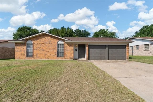 Photo of 541 Sandra Lane
