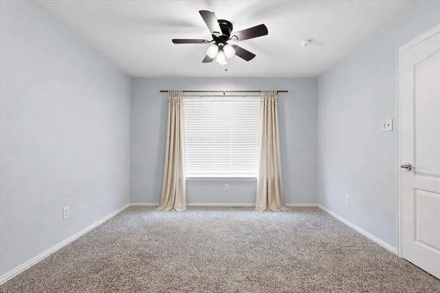 Photo of 5401 Palace Drive