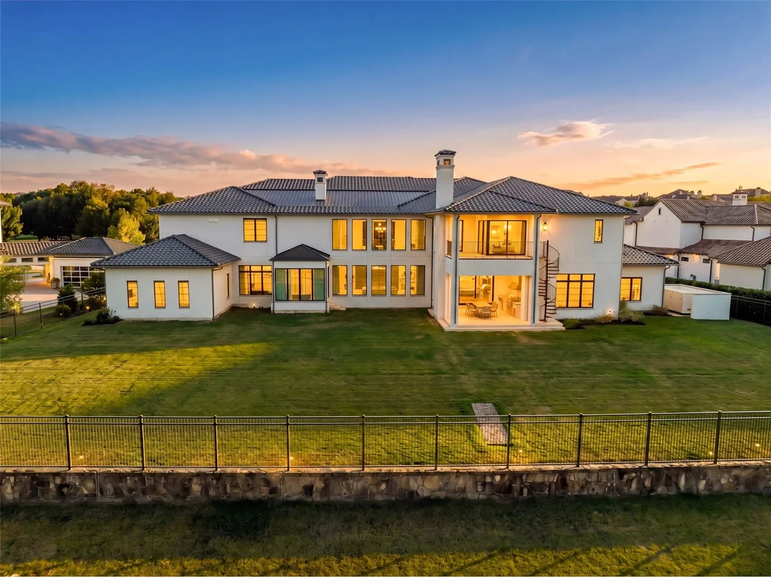 Photo of 402 Lakeway Drive